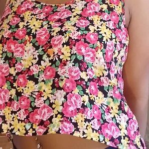 Floral Cropped blouse